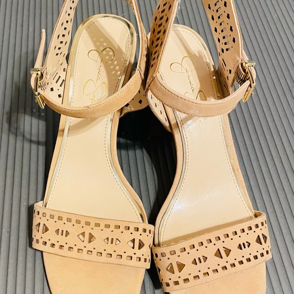 Like New Jessica Simpson Sandals - Picture 3 of 7